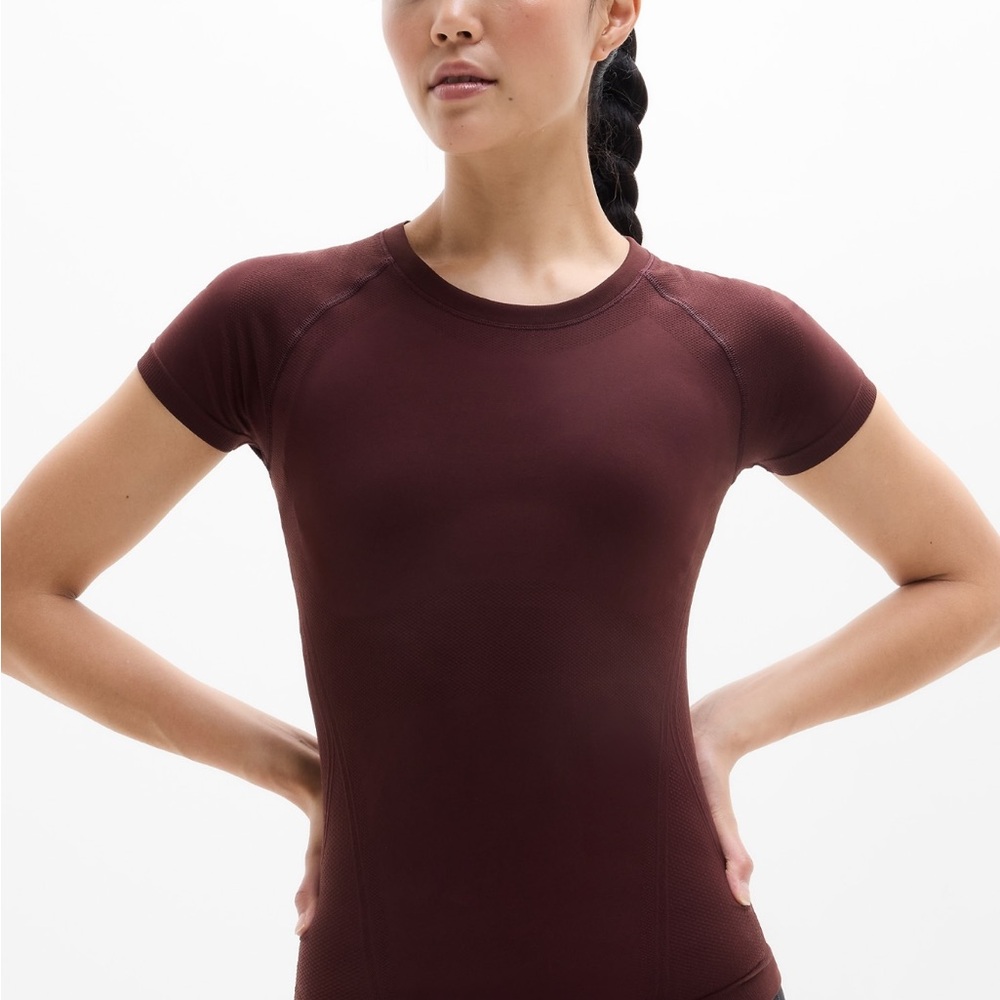 Athleta Maroon Short Sleeve Tee